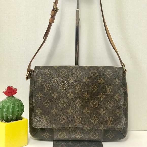 Louis Vuitton Handbags - Authentic Louis Vuitton Musette Tango Monogram Bag